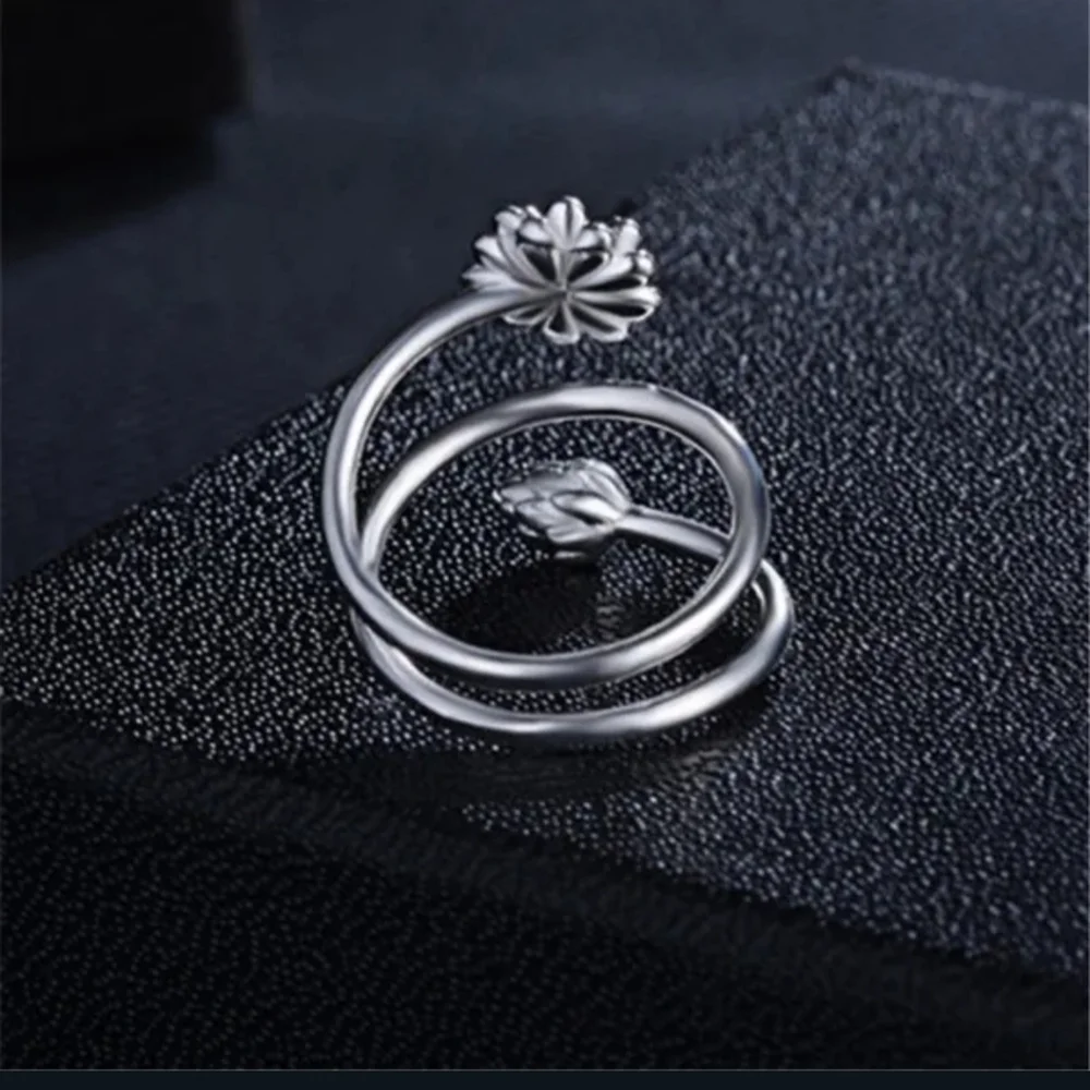 NWT Cute Boho Open Adjustable Silver Lotus Flower Ring!